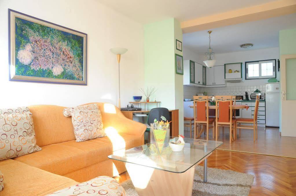 Apartment In Ζαντάρ Εξωτερικό φωτογραφία